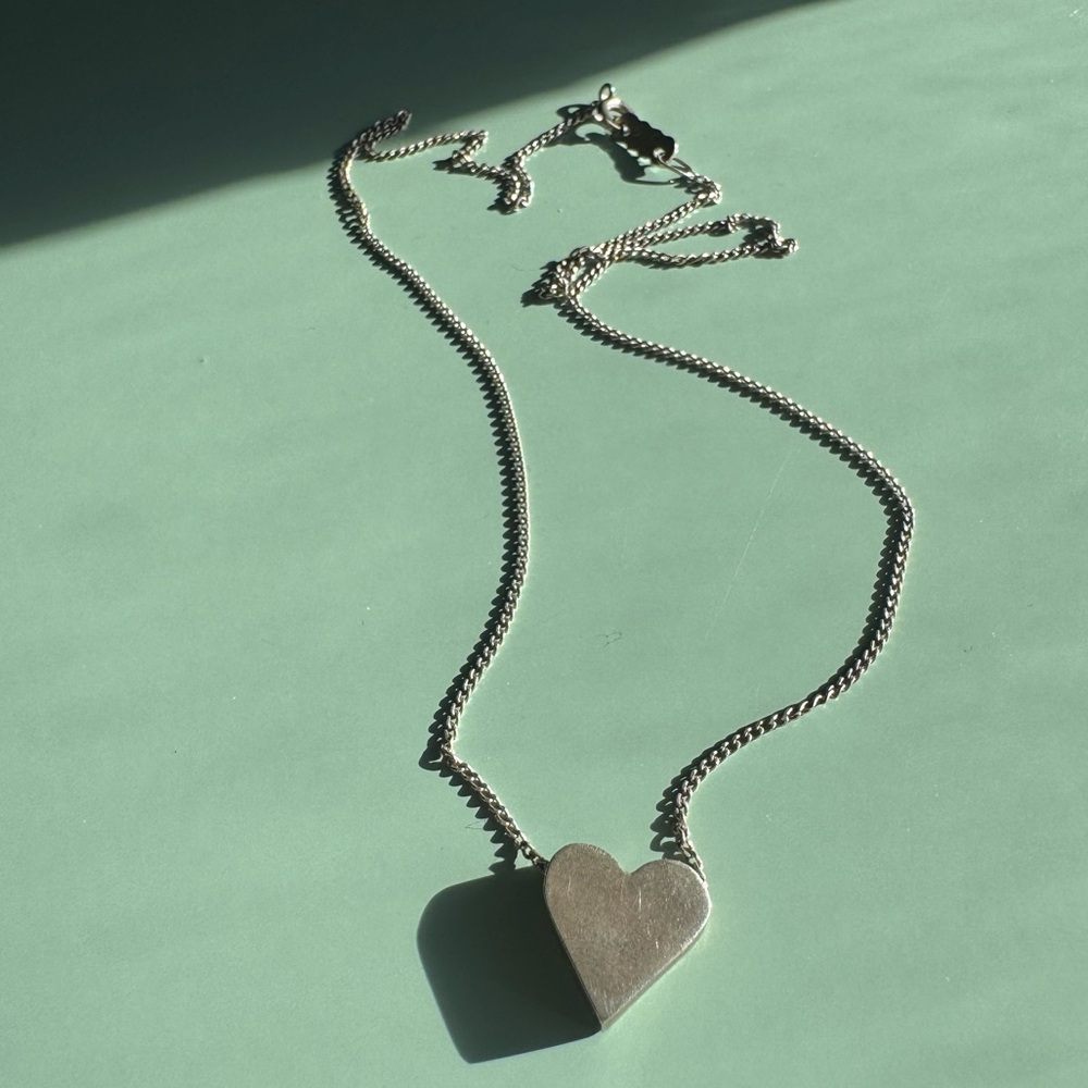 925 solid Sterling silver heart pendant vintage necklace 15" chain 4.6g